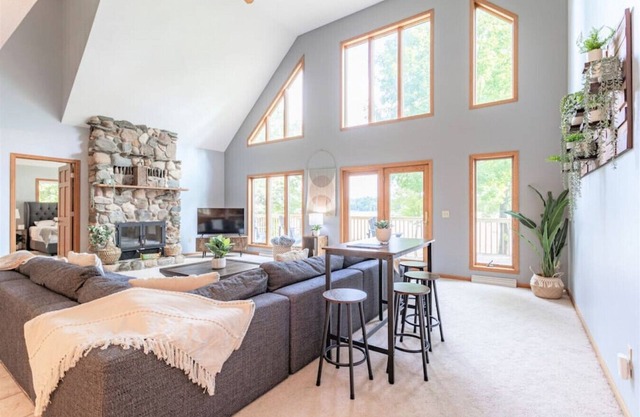 Pet-Friendly Mosinee Retreat w/Private Dock!