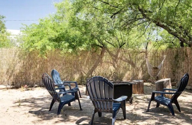 Pet-Friendly Retreat! No Cleaning Fee! Private Yard!