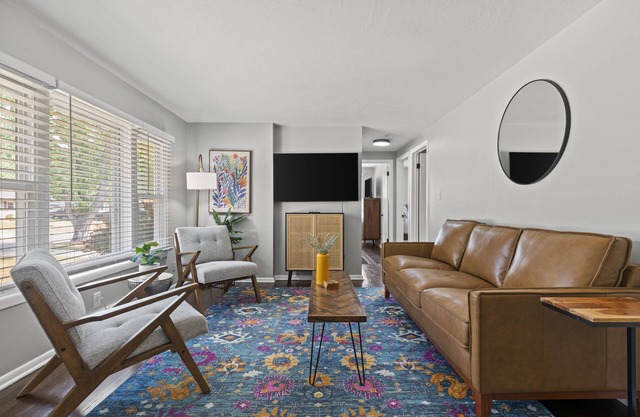 Pet Friendly South Waldo Ranch Minutes to 435