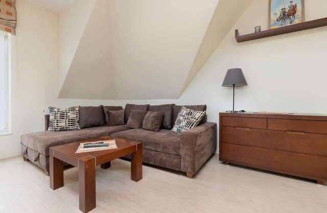 Piastowska 185a | Near Beach | Parking