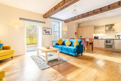 Picturesque location with Parking 2 bedroom Apartment