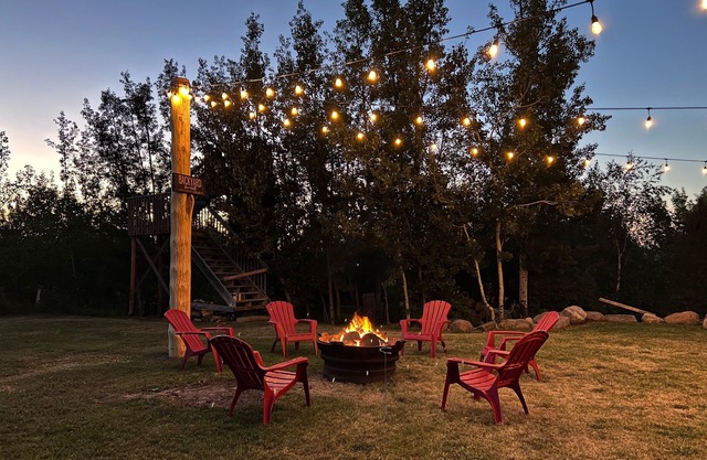 Picturesque Log House Getaway