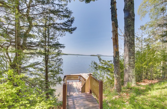 Picturesque Maine Getaway w/Lake Access!