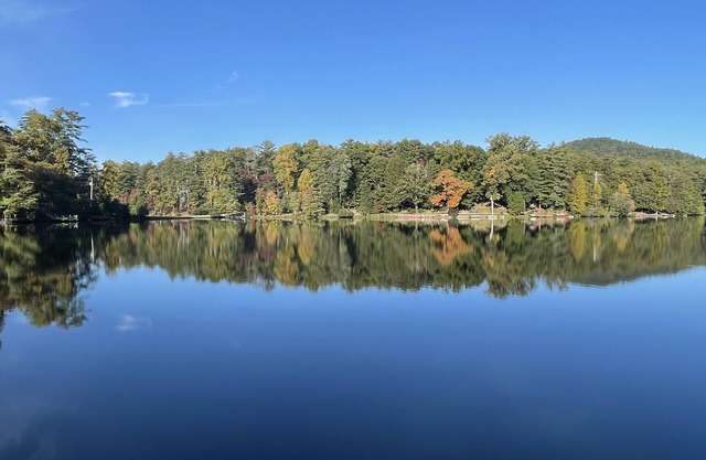 Picturesque Mountain Rest Lake Cabin on the lake with private dock!