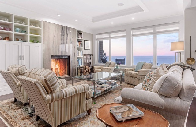 *Picturesque Sandy Beachfront Oasis* Victoria B.C.