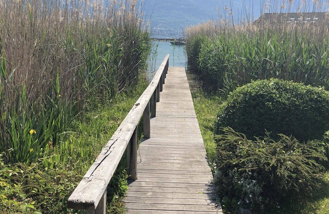 PIEDS DANS L’EAU, Sevrier, Maison, Accès privé lac et ponton. Idyllique, 6Pers