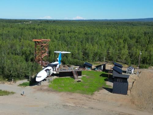 Pilot Lodge - Big Lake Tiny House Cabin