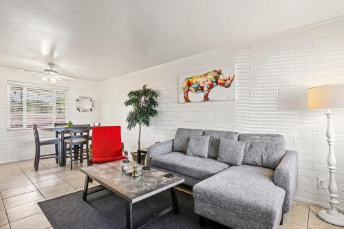 Pinchot Tres - Old Town Scottsdale