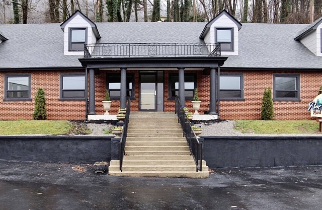 Pine Mountain Inn