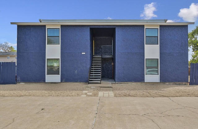 Pine Ridge sQuad - B - 2Br/1Ba, Pet Friendly & minutes from A&M!