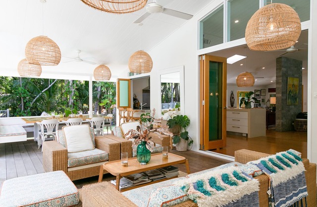 Pineapple Pete's Beach House | laid back luxury
