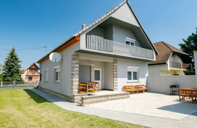 Pioneer by Interhome