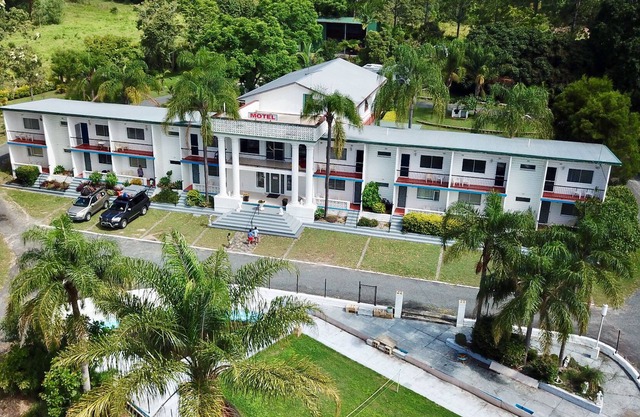Plantation Retro Motel Tyndale