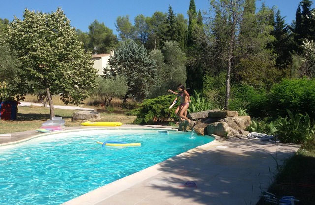 Pleasant house of 170m² with south-facing terrace, not overlooked, garigue view