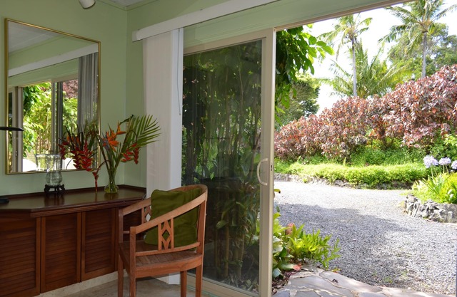 Plumeria Room on a Lush Farm on Maui's North Shore