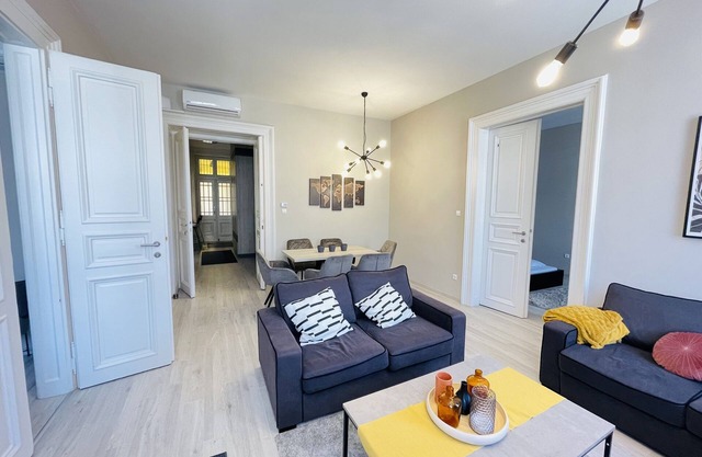 Podmaniczky Deluxe Apartment