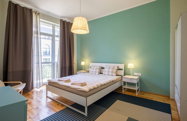 ✯ POKER STYLE IN ♡ OF THE CITY ✯ FREE WI-FI | QUEEN SIZE BEDS