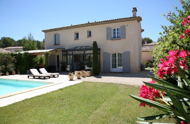 PONT ROYAL GOLF COURSE MAGNIFICENT AIR-CONDITIONED 4-BEDROOM VILLA HEATED POOL PARKING