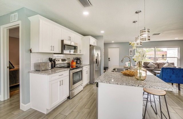 Poolside Paradise: Port Richey Retreat w/ Patio!