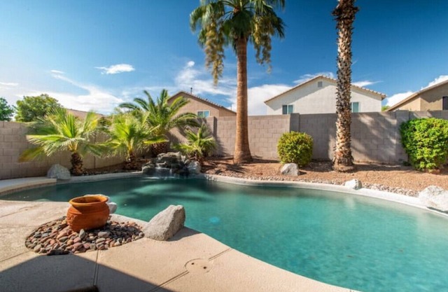 Poolside Paradise Terramar Family Safe Retreat Beautiful Northwest Peoria