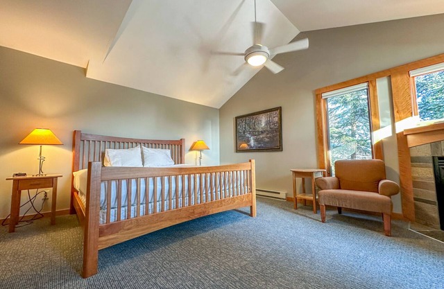Poplar River Condos 601 - Lake Superior - Lutsen, MN