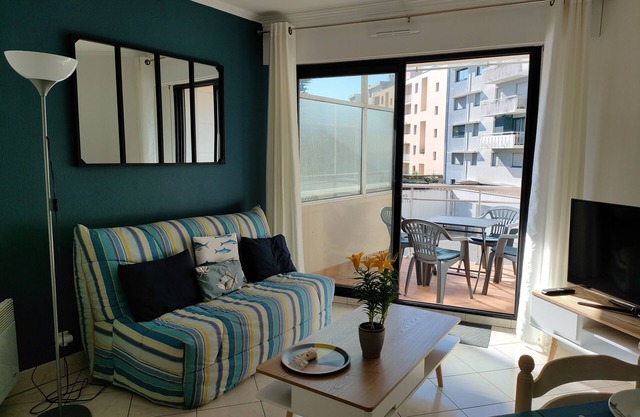 Pornichet La Baule Bright T2, with garage, 30m from the beach. 3* gîte