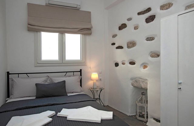 Portes View House Traditional Apartment in old town