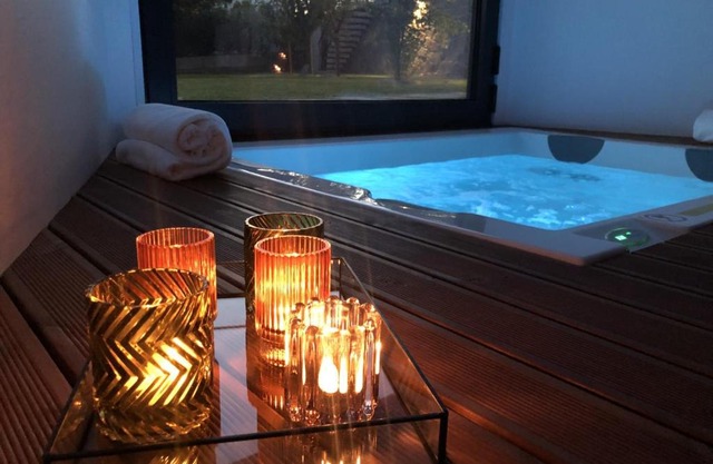 Portovella Lodges & Bungalows