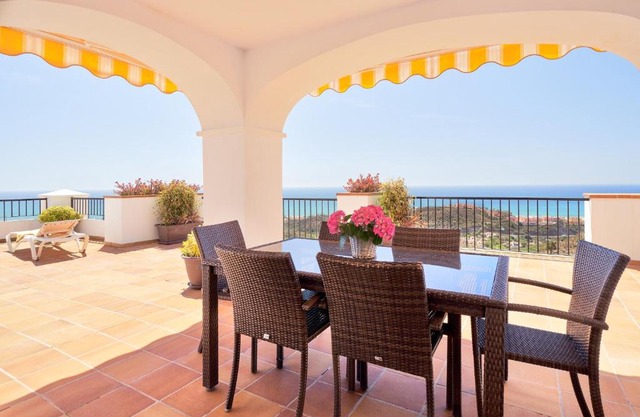 Poseidon Luxury Apartment
