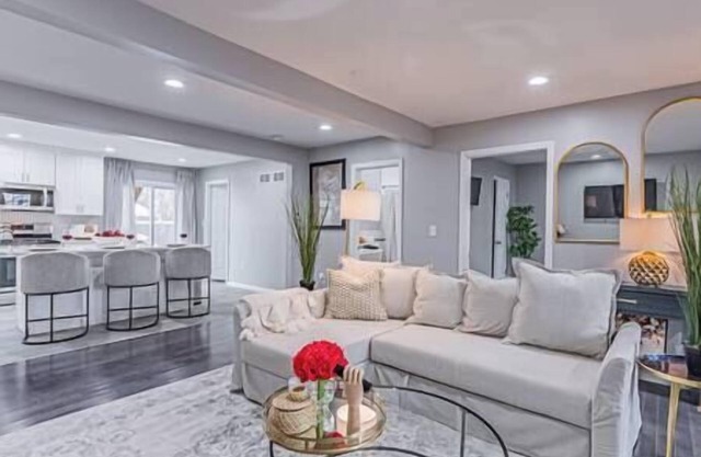 Posh Living Cozy Haven 1