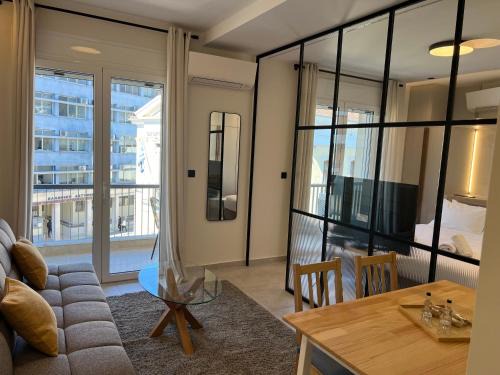 POST VIEW Center Luxury Apartments 5