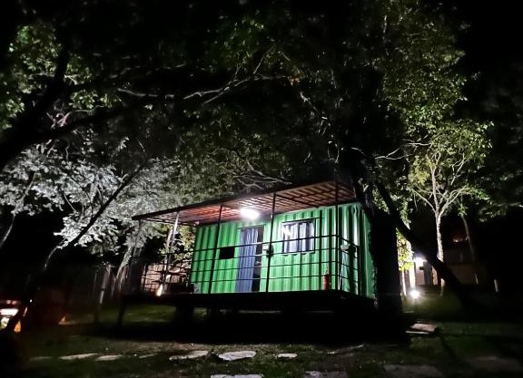 Pousada Cipó Container Chalés Privativos com lareira - Centro da cidade