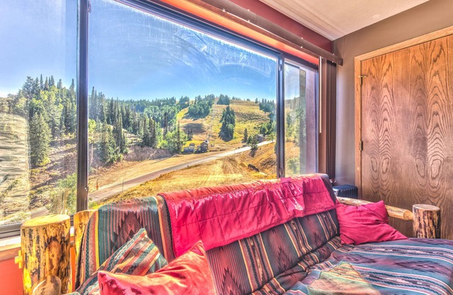 Powder Mountain Utah 2B 2B Condo on Site @ Powder Mountain Eden Utah w Garage