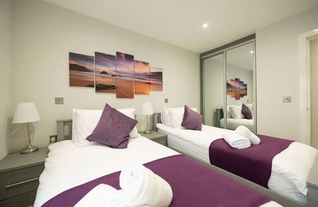 Premium 2-Bed, 2-Bath Apartment by KSA