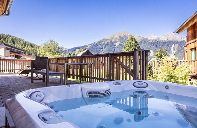 Premium Chalet # 7 with IR-Sauna & Whirlpool