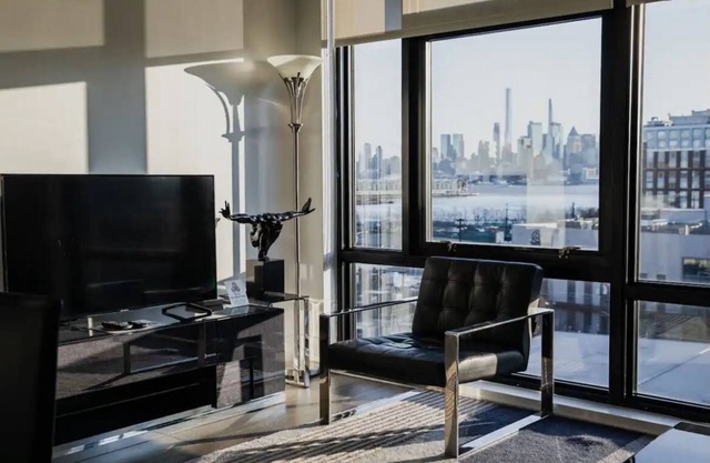 Premium Two Bedroom - Two Bedroom Apartment, Sleeps 5