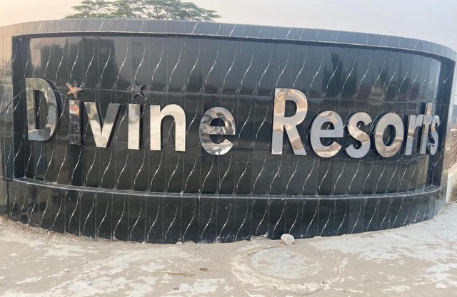 Presidia Heights Apartments, Divine City