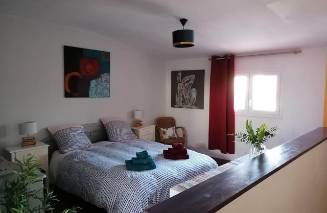 Pretty F 2 in Claira in the Pyrénées-Orientales at 5 minutes from the beaches