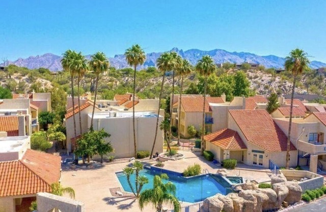 +PRIME LOCATION+ Cozy Condo in Tucson Catalina Foothills Area