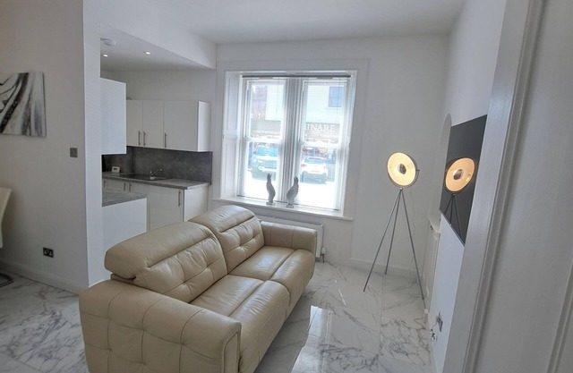 Prime Location in Ayr Town Centre yet only 300yds from the beach.