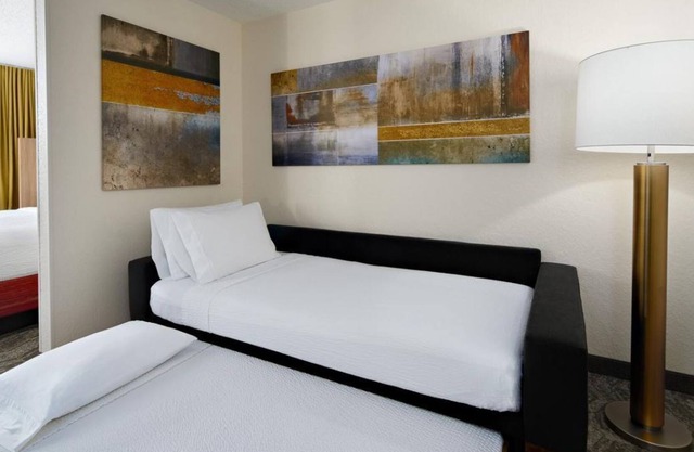 Prime Location! Onsite Pool, FREE Parking, Close to Gulfgate Shopping Center!