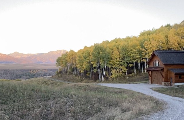 Privacy and Views in Swan Valley - Short Drive to Victor and Jackson