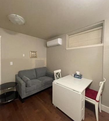 Private 1BD Suite in Prime Vancouver Location