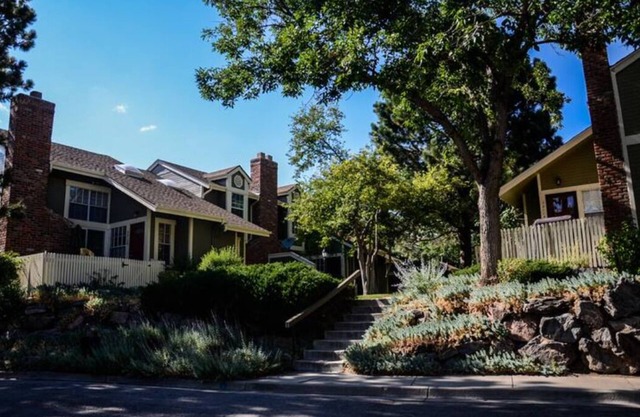 Private 3 Level Colorado Townhouse with 2 Car Garage Parking