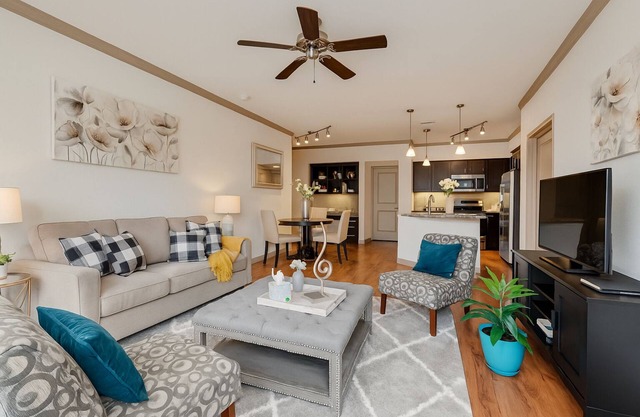 Private 3bdrm 2bd Walk In Shower