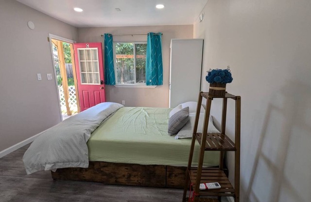 Private and Peaceful Studio in Central San Jose