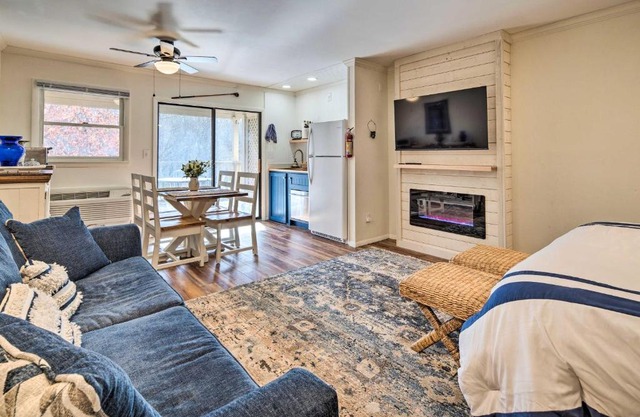 Private Balcony and Pool Access Lake Lure Studio!