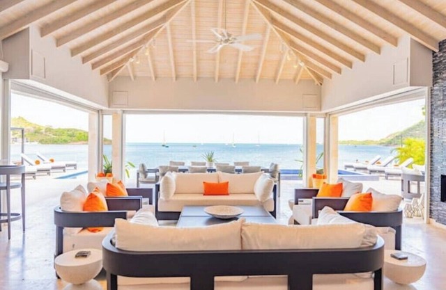 Private beachfront home w/4-bd, stunning sunset views, and perfect for family!