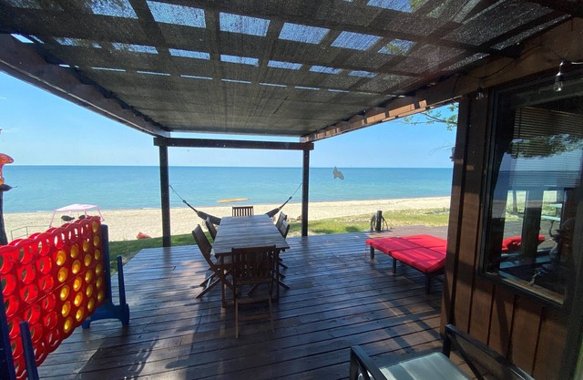 Private Beach Front, Cottage - Heart Rock Haven - Port Austin - Sunset Haven