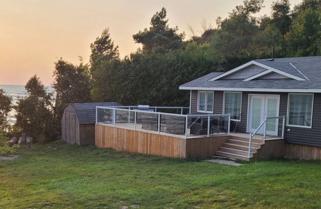 Private Beach, Lakefront Escape in Port Albert.